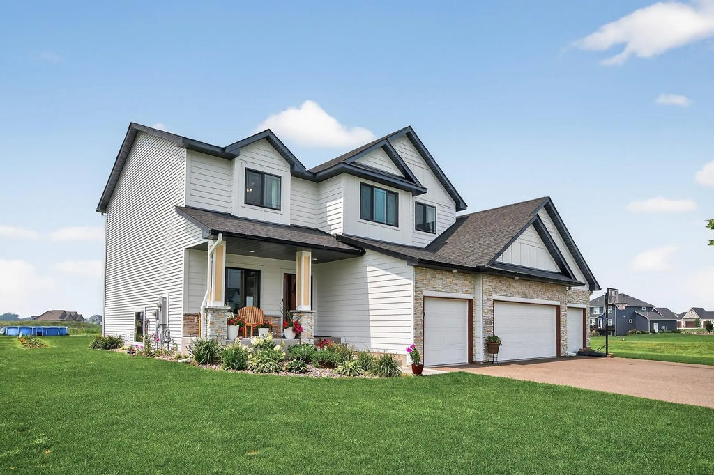 16658 Inca Street Nw, Andover