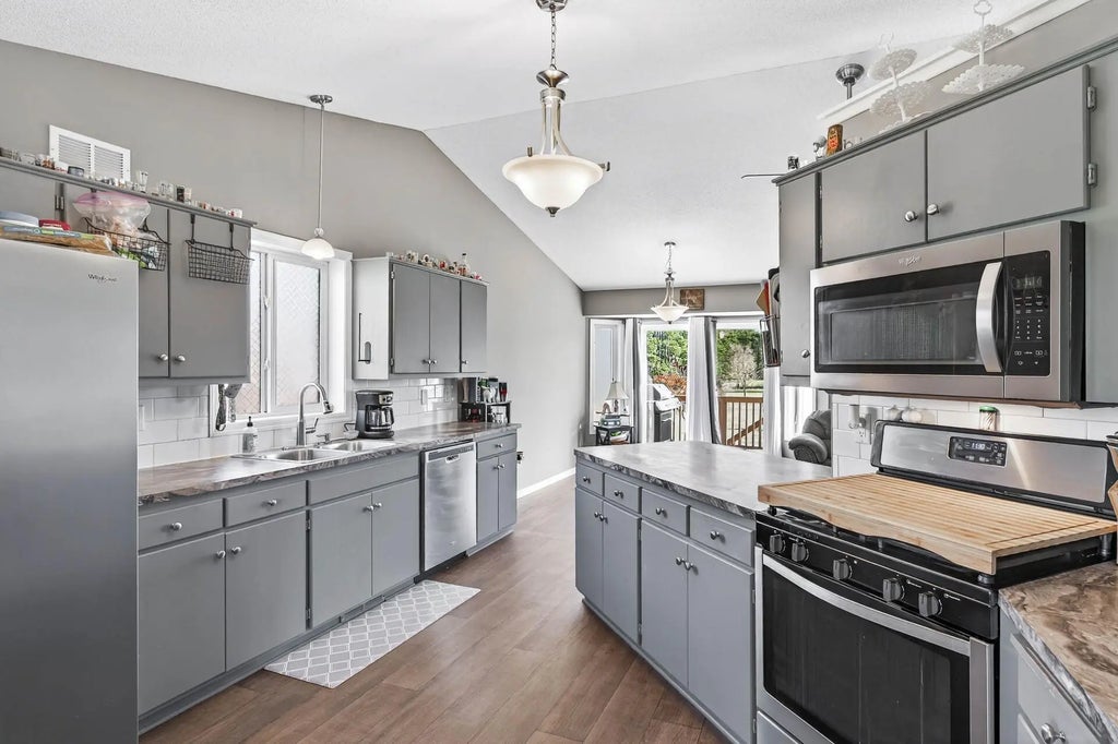 30080 149th Street Nw, Princeton