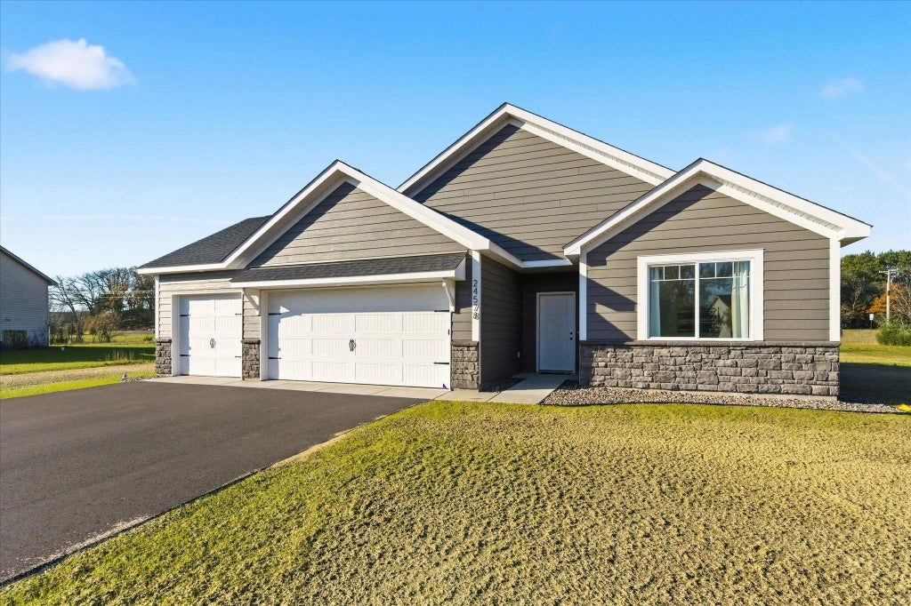 24578 140th Street Nw, Zimmerman