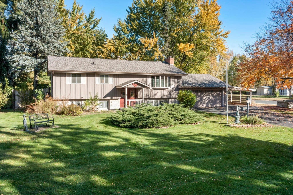 663 91st Avenue Ne, Blaine