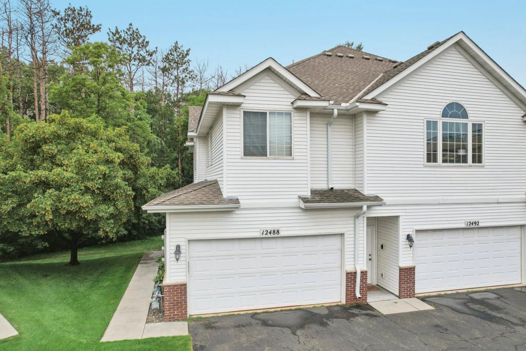 12488 Unity Street Nw, Coon Rapids