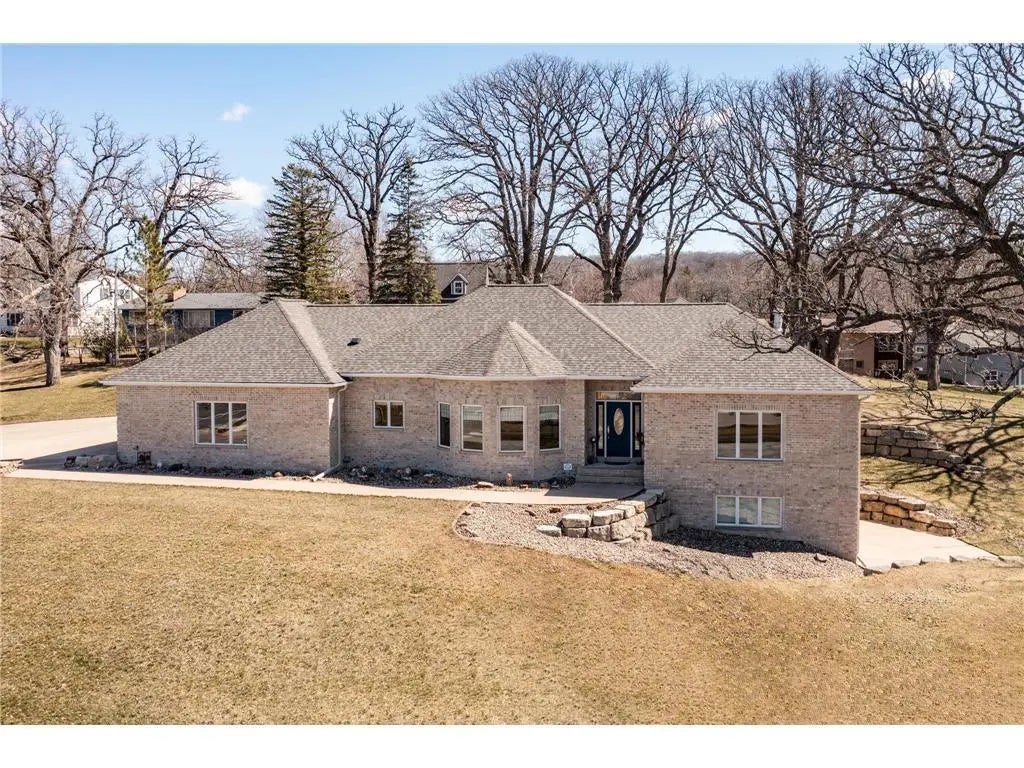 340 Main Street N, Chatfield