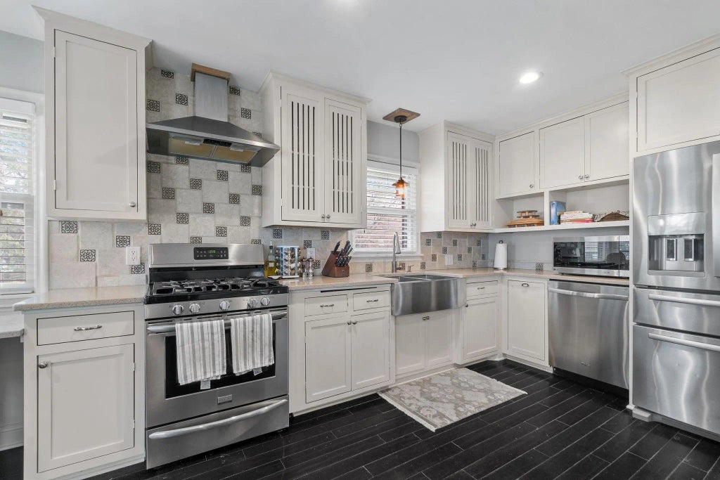 5036 Richmond Drive, Edina