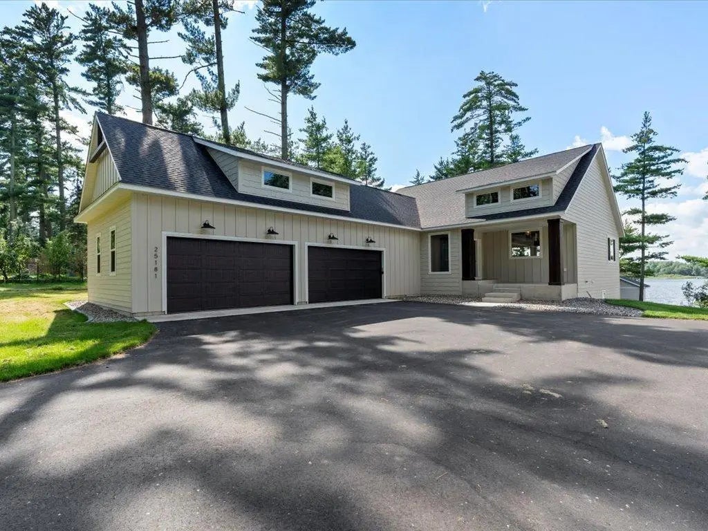 22042 County Road 137, Lake Edward Twp