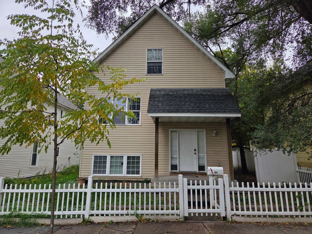 925 Marion Street, Saint Paul