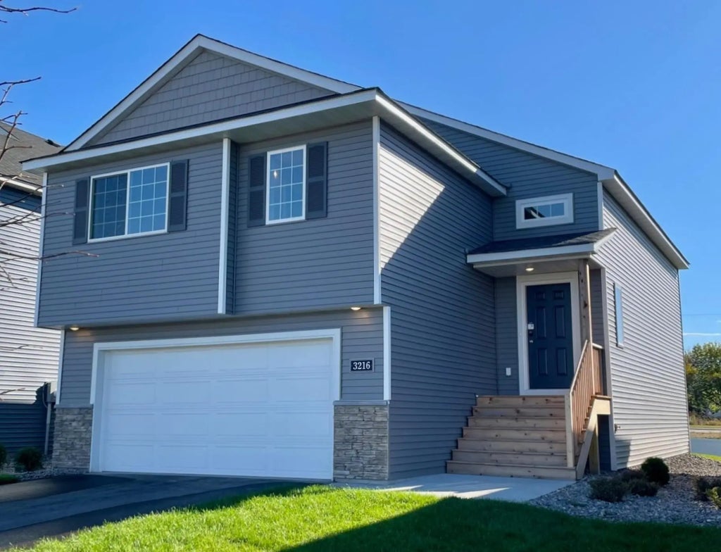 3216 Kady Avenue Ne, Saint Michael