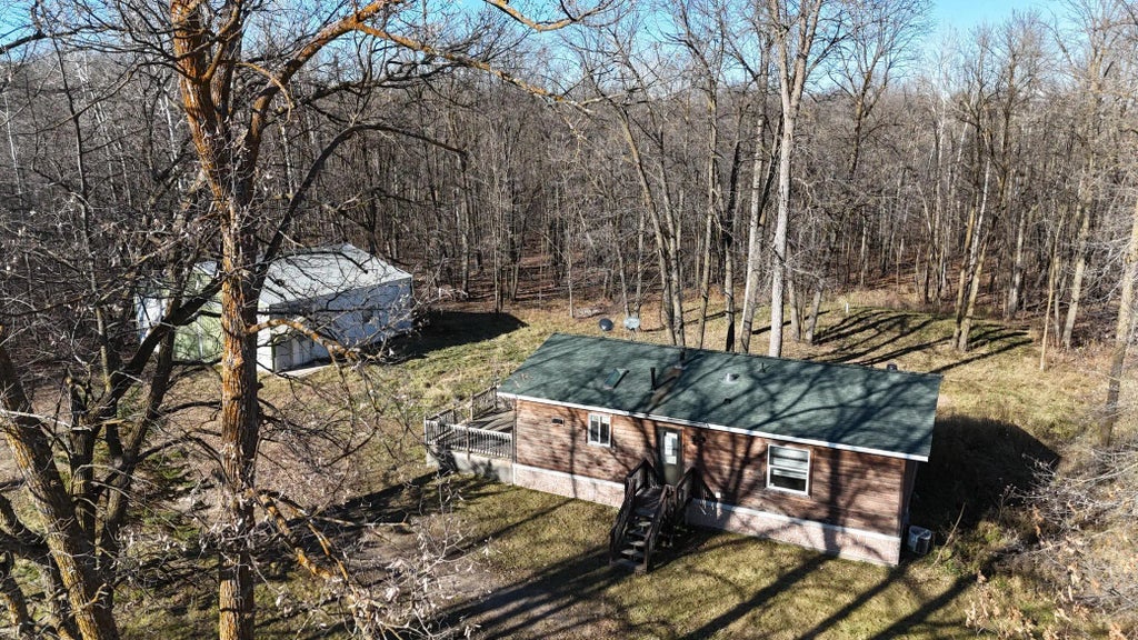 1998 280th Avenue, Mora