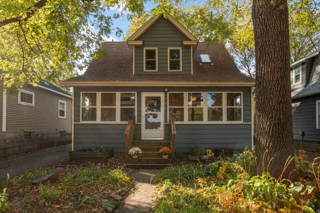 3208 24th Avenue S, Minneapolis