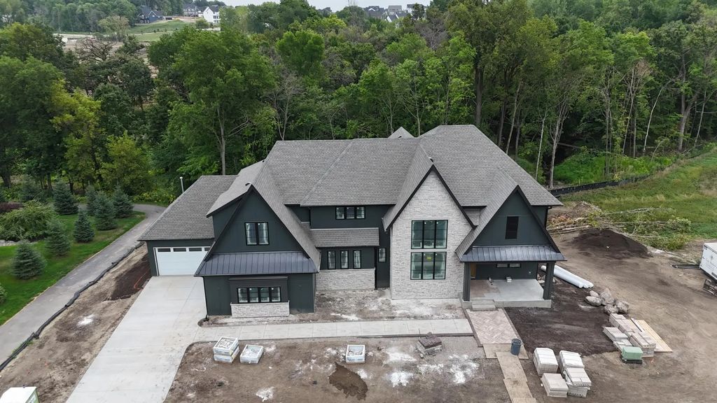 6324 Fountain Lane N, Maple Grove