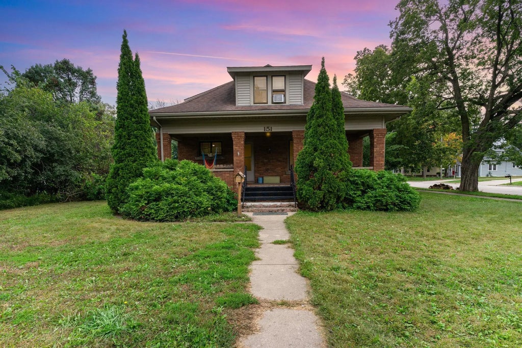 151 S Cedar Street, Belle Plaine