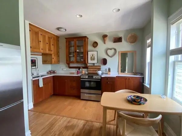 1300 Powderhorn Terrace 28, Minneapolis