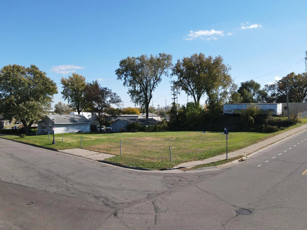 370 Atwater Street W, St Paul