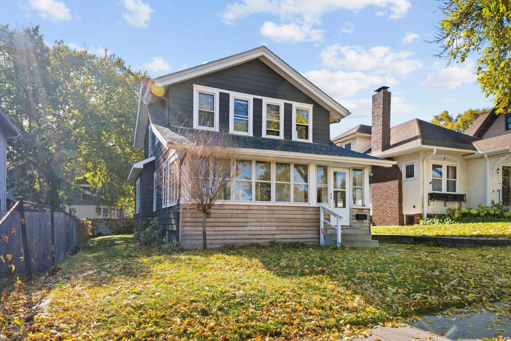 1048 Marshall Avenue, Saint Paul