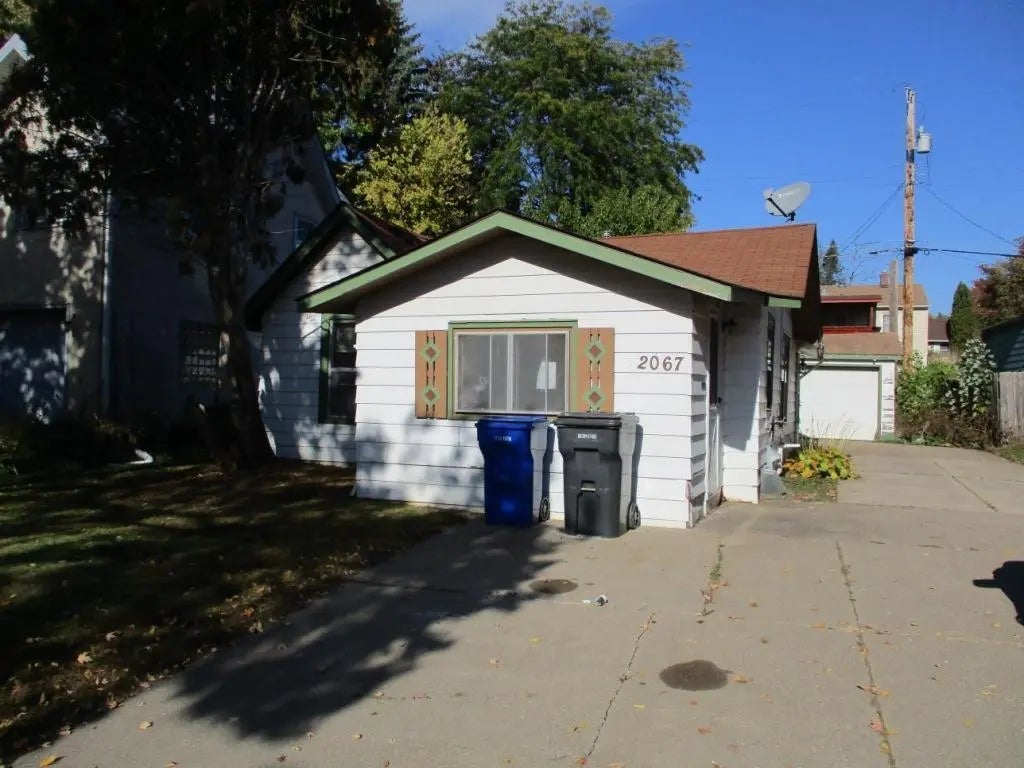 2067 Nokomis Avenue, Saint Paul