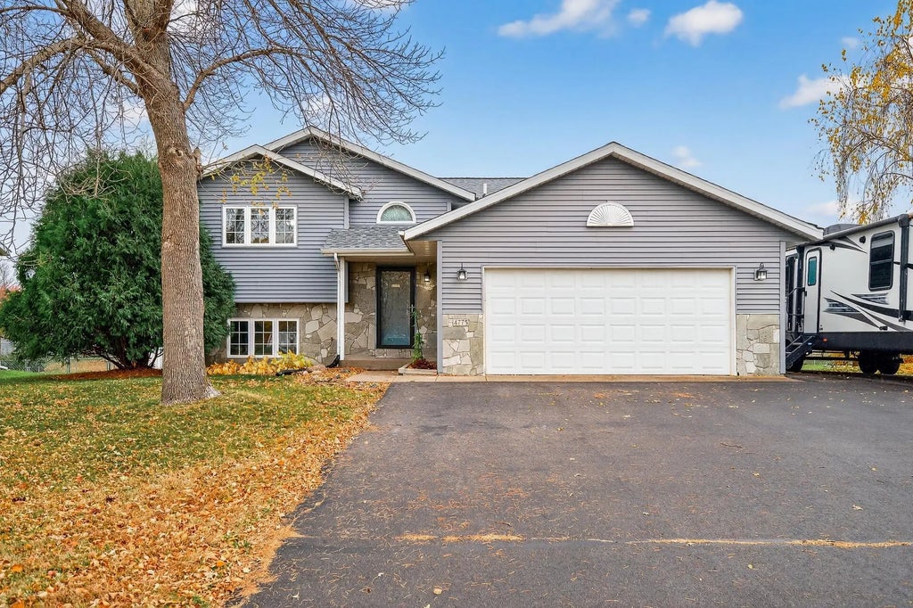 4775 Farmstead Drive, Monticello