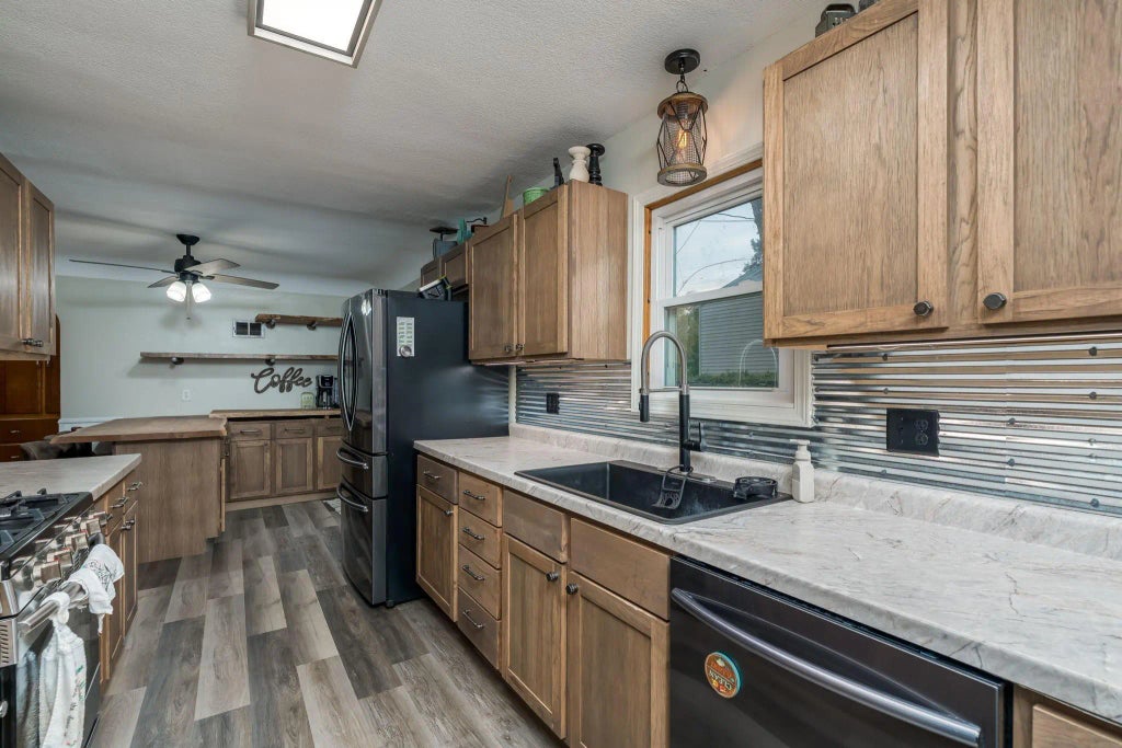 229 S 3rd Street, Le Sueur