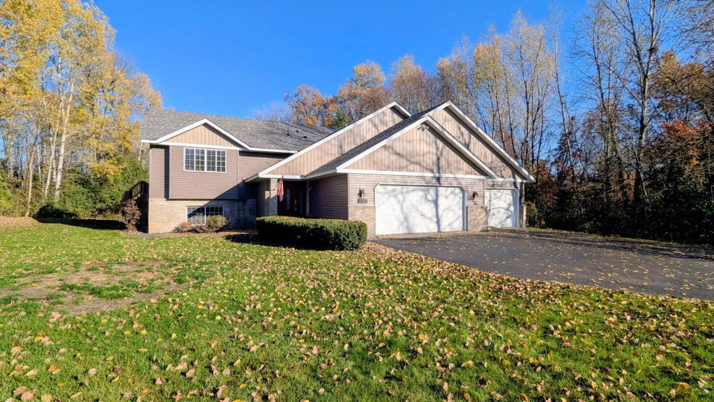 38150 Egret Trail, North Branch