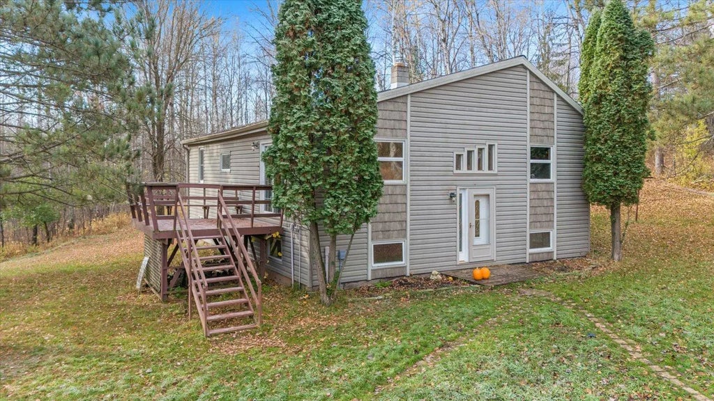 11196 Dupont Road, Hibbing