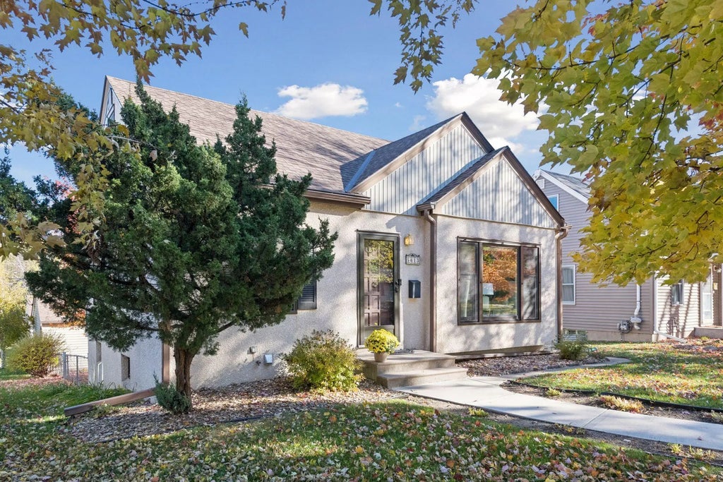5613 York Avenue S, Edina