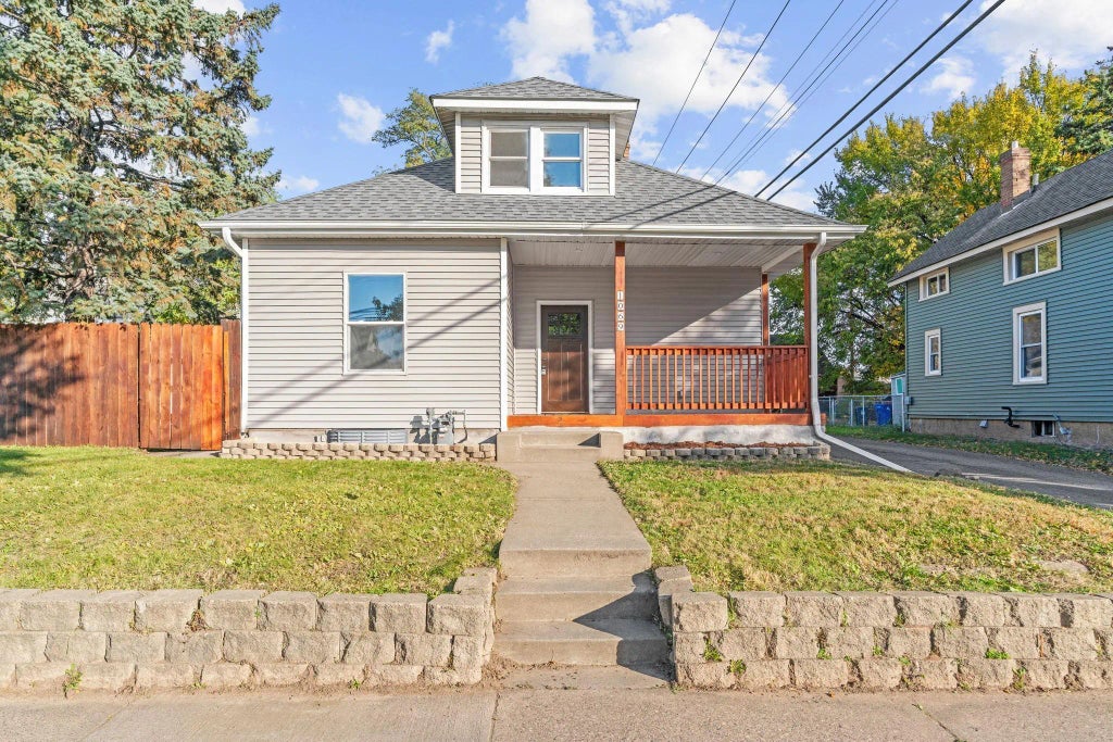 1069 Case Avenue, Saint Paul
