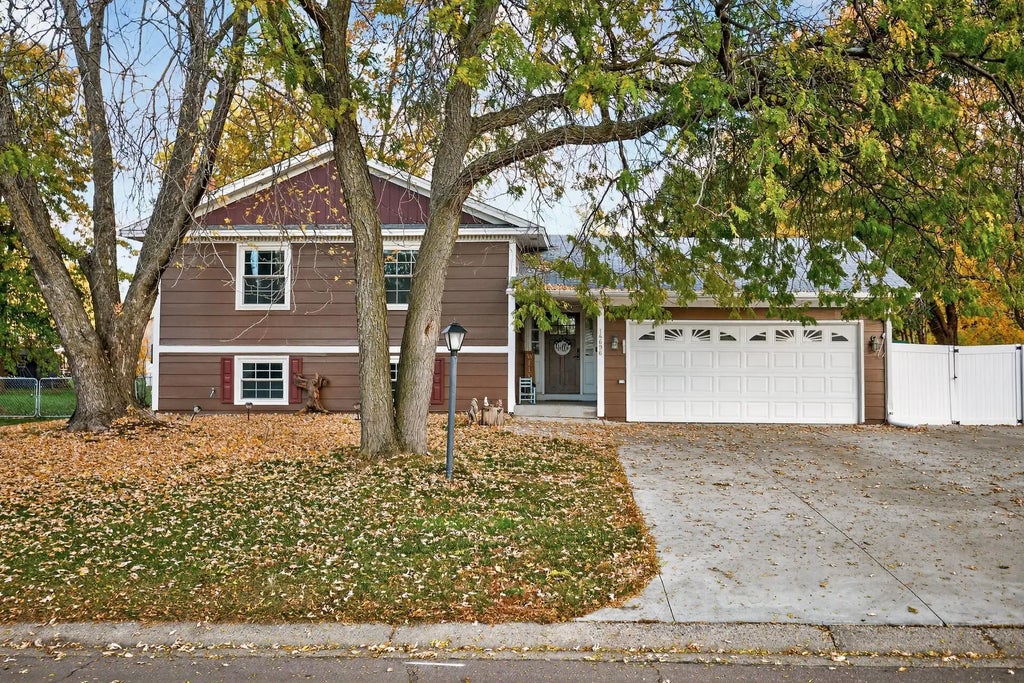 14696 Dory Court, Apple Valley