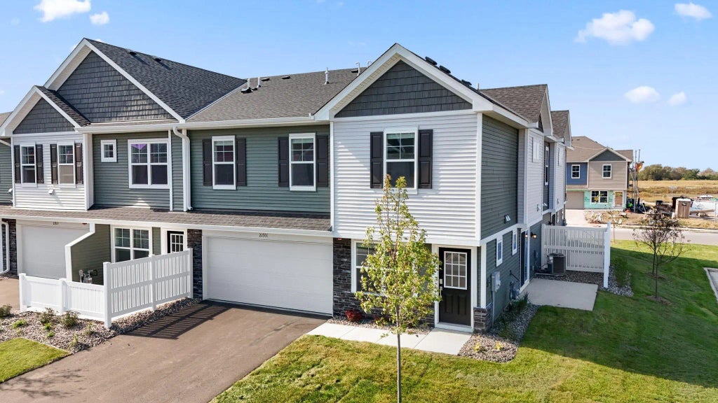 21701 Dahlia Lane, Farmington