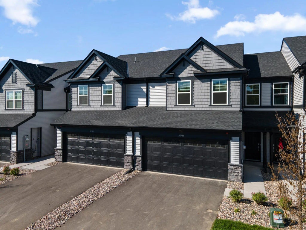 10511 Harbor Lane N, Maple Grove