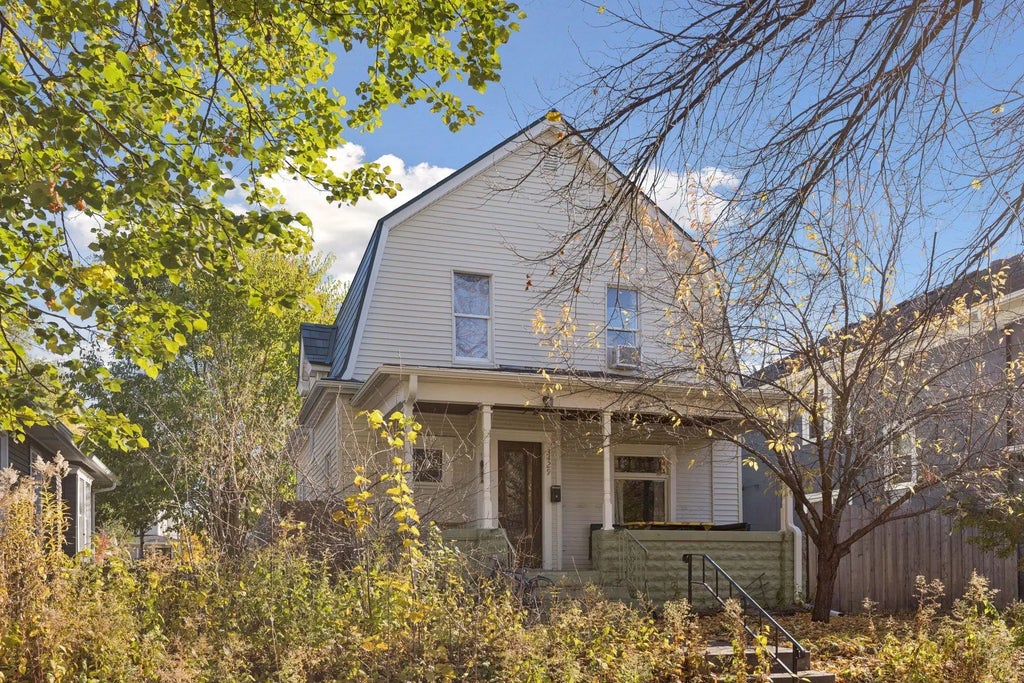 3429 5th Avenue S, Minneapolis