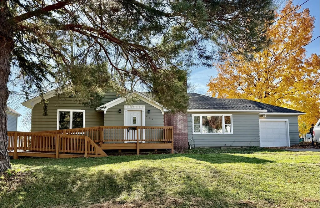 215 Lake Street W, Waterville