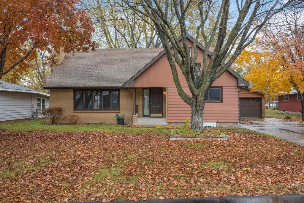 2318 10th Avenue S, Saint Cloud