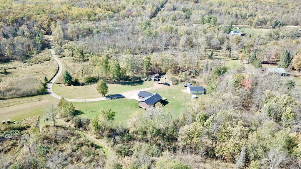 2946 Jade Street, Mora