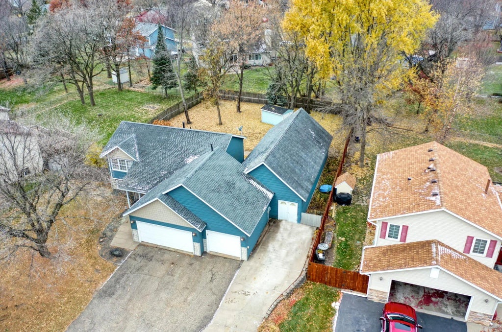 13416 Swallow Street Nw, Andover