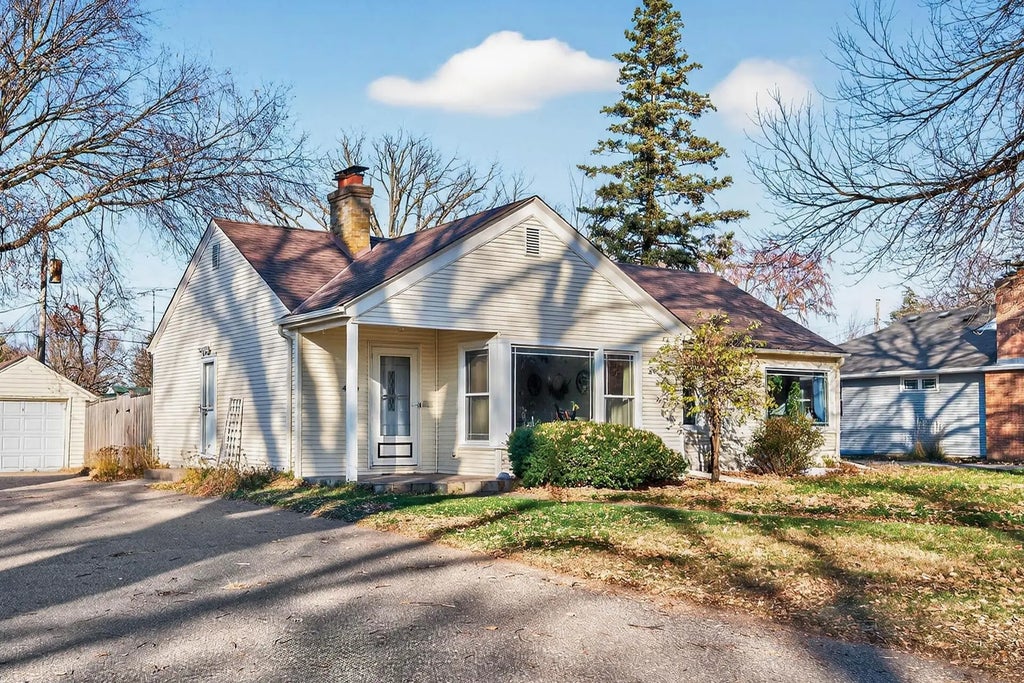 4930 Normandy Place, Golden Valley