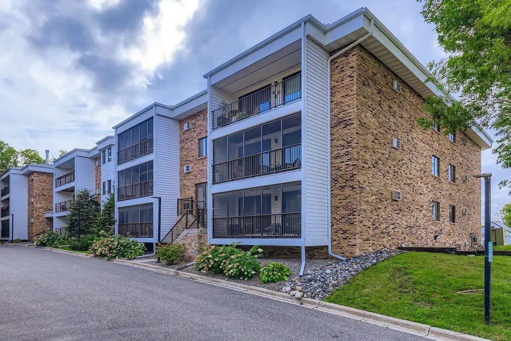 4625 Minnetonka Boulevard 105, Saint Louis Park