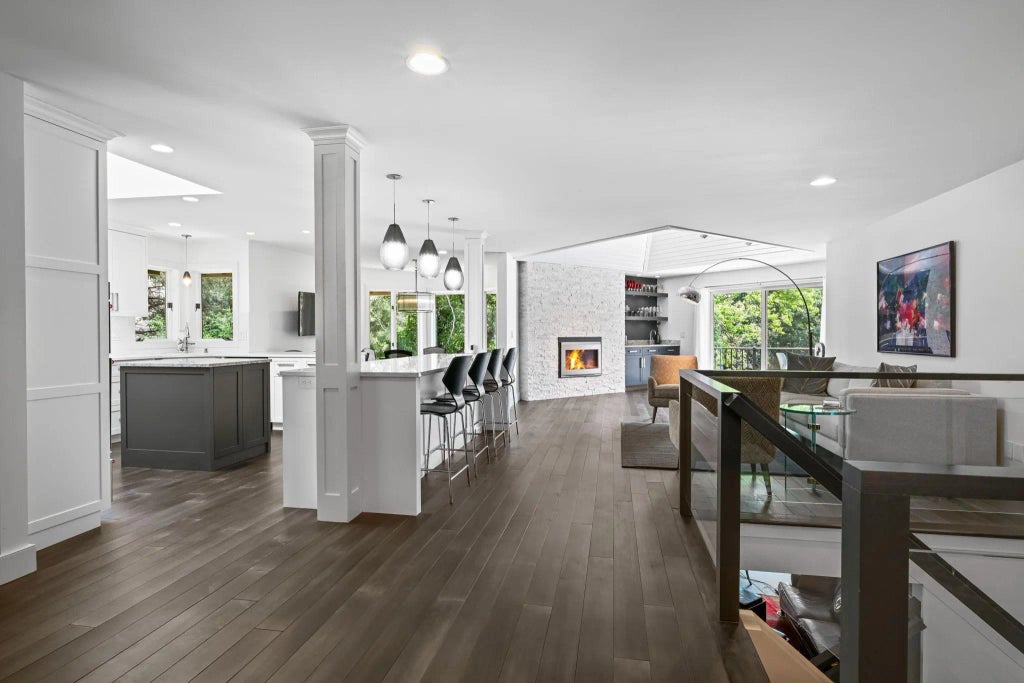 6102 Waterford Court S, Edina