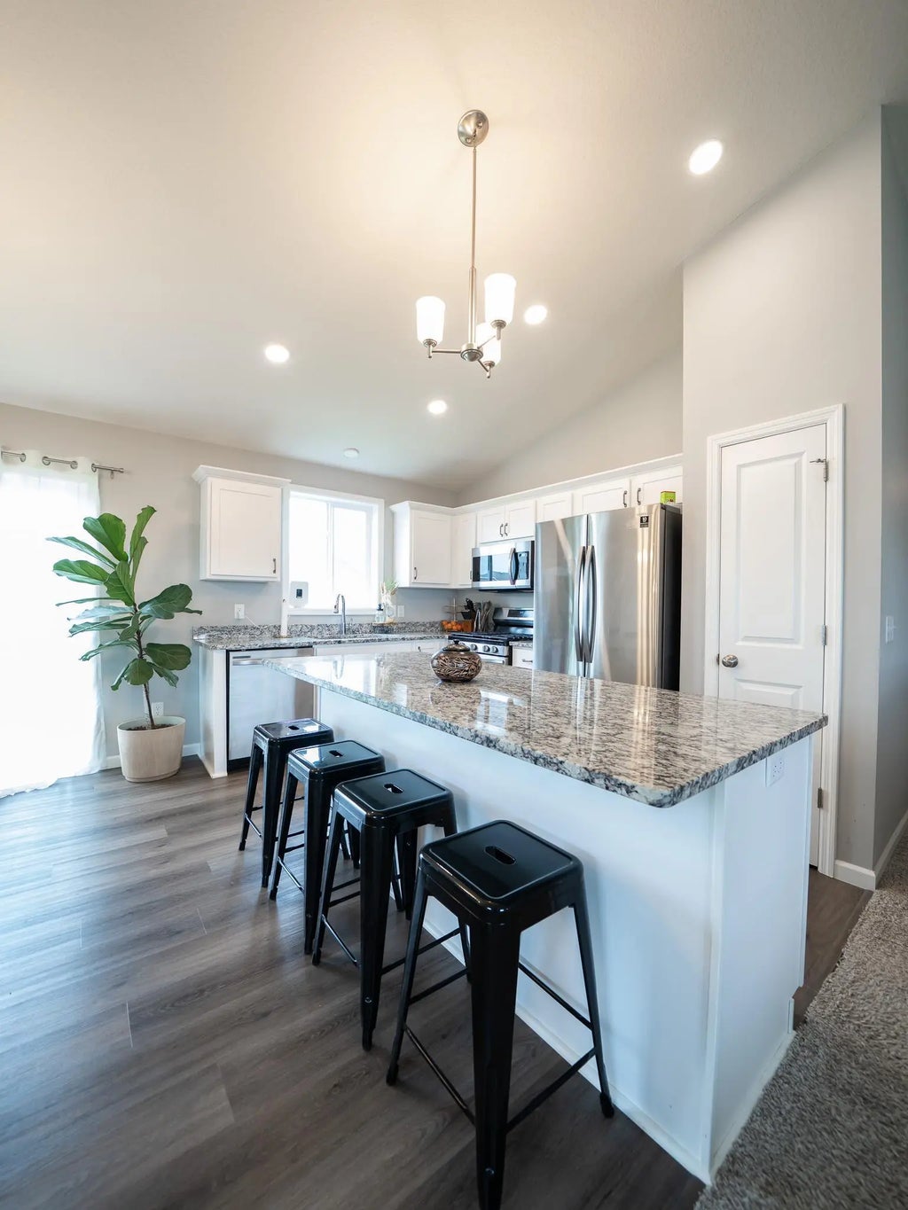 9234 25th Street Ne, Saint Michael