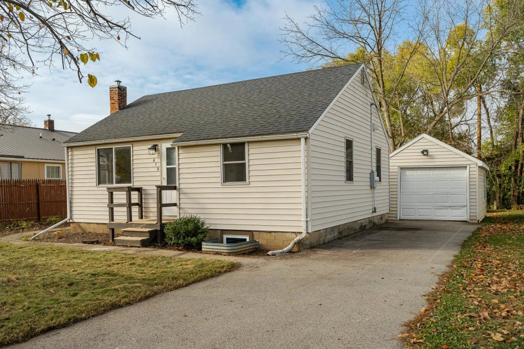 612 2nd Avenue Se, Pine Island