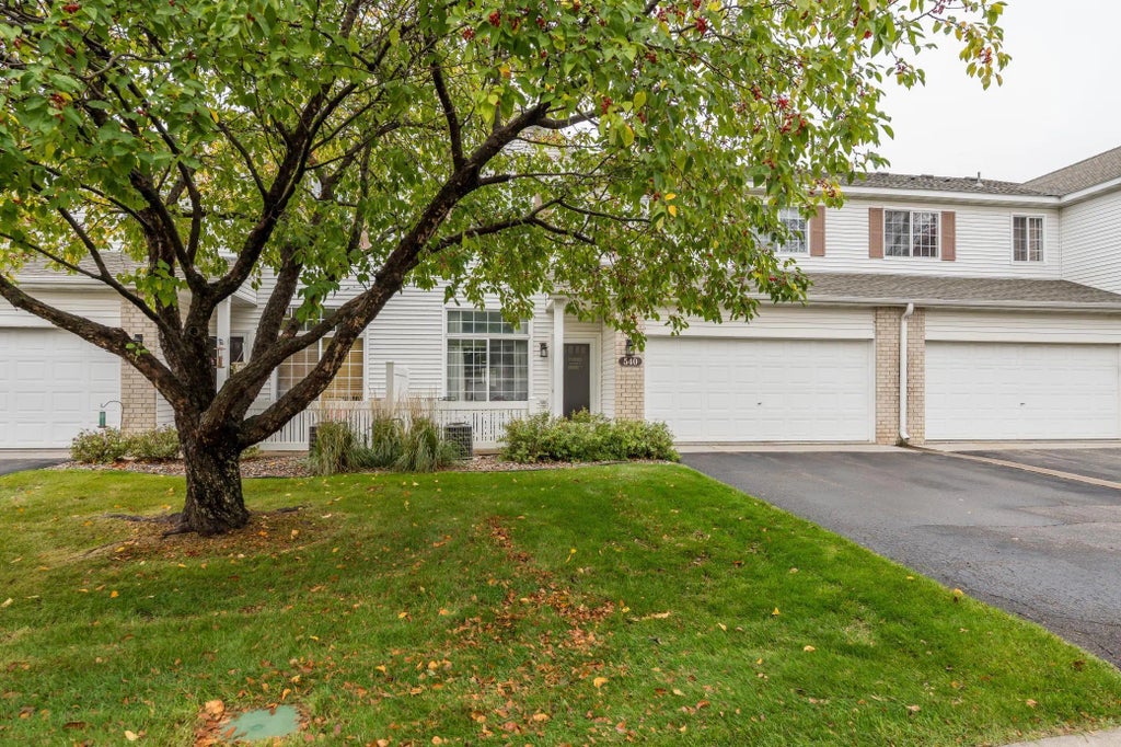 540 Tamarack Trail 406, Farmington