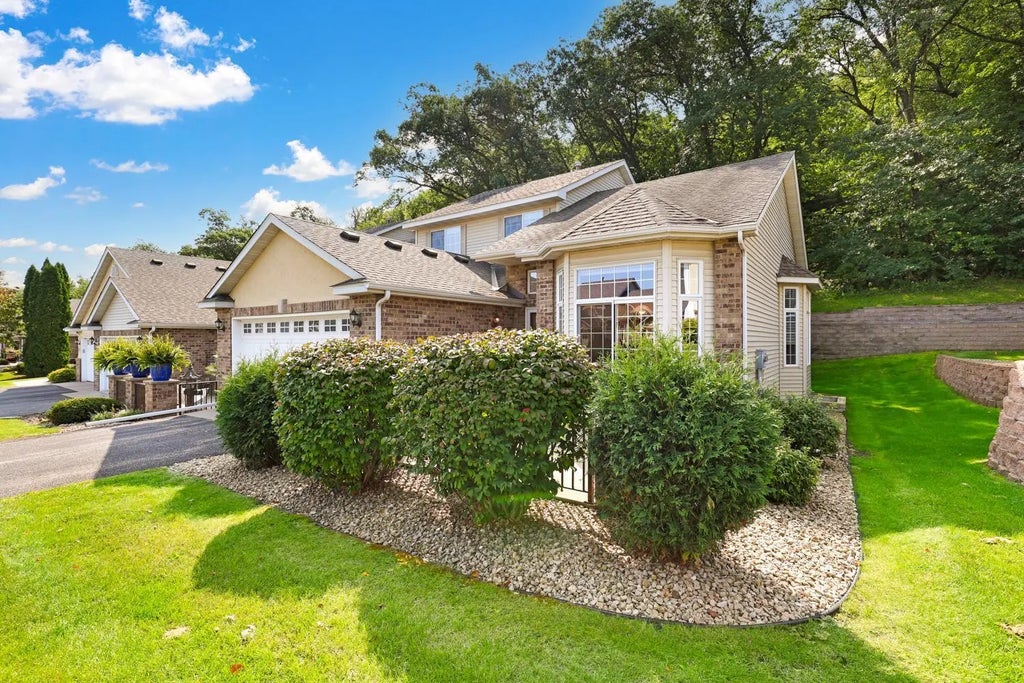 9007 Meadow Place, Savage