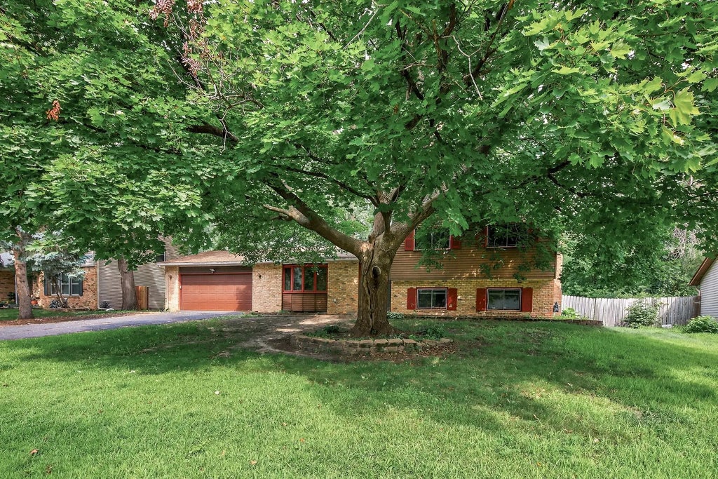 3416 75th Avenue N, Brooklyn Park