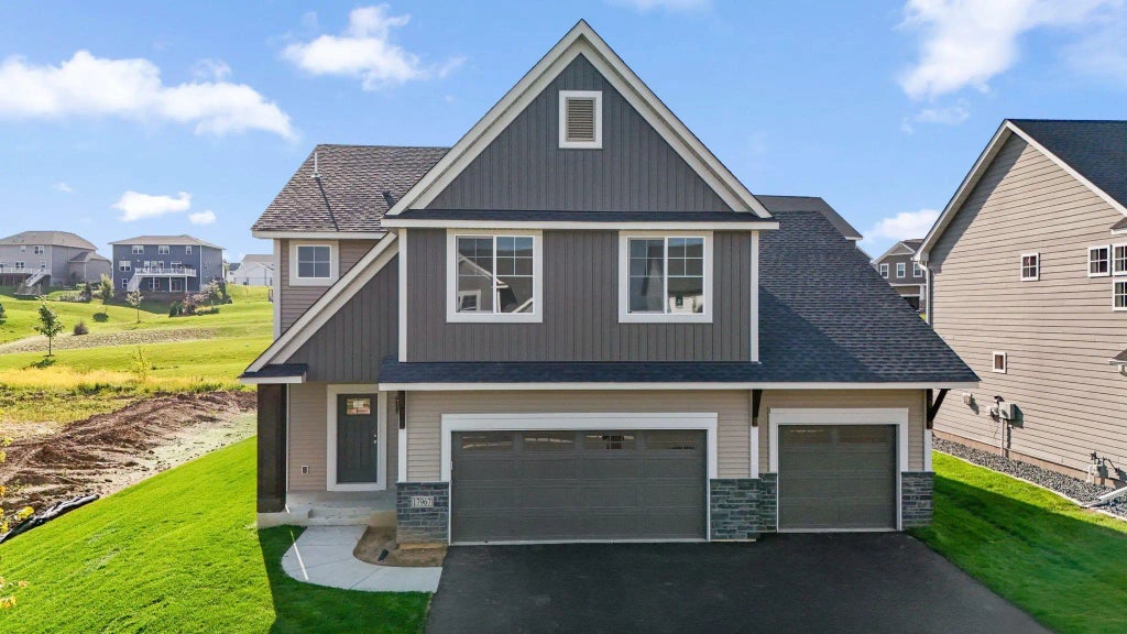 17967 Hawksbill Drive, Lakeville