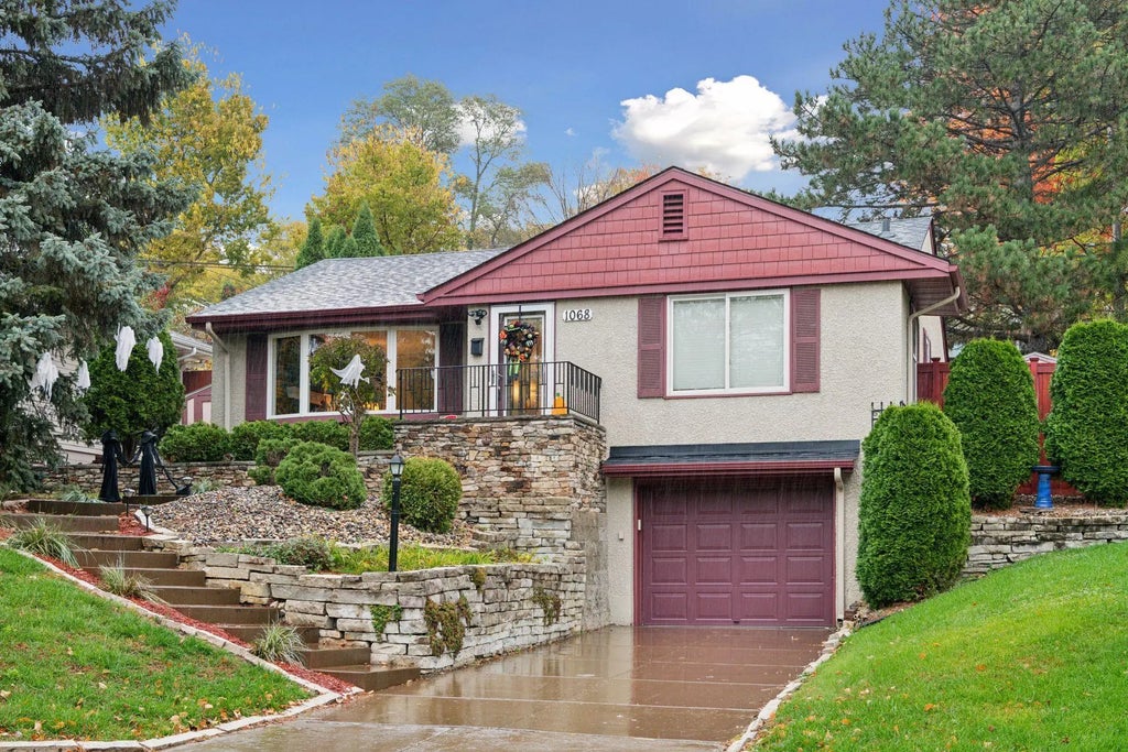 1068 Prior Avenue S, Saint Paul