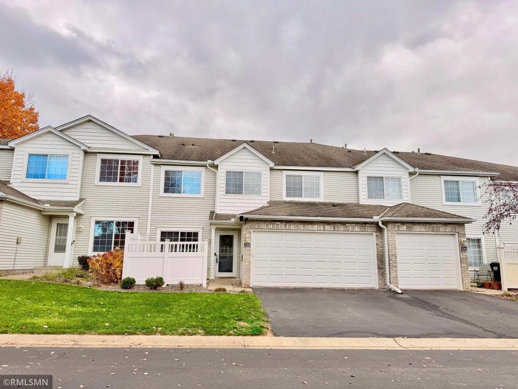 11568 Elmwood Avenue N, Champlin