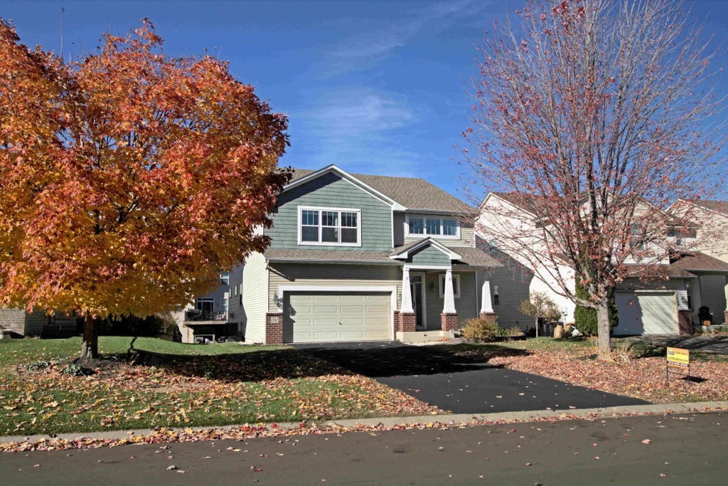 1782 Switchgrass Circle, Shakopee