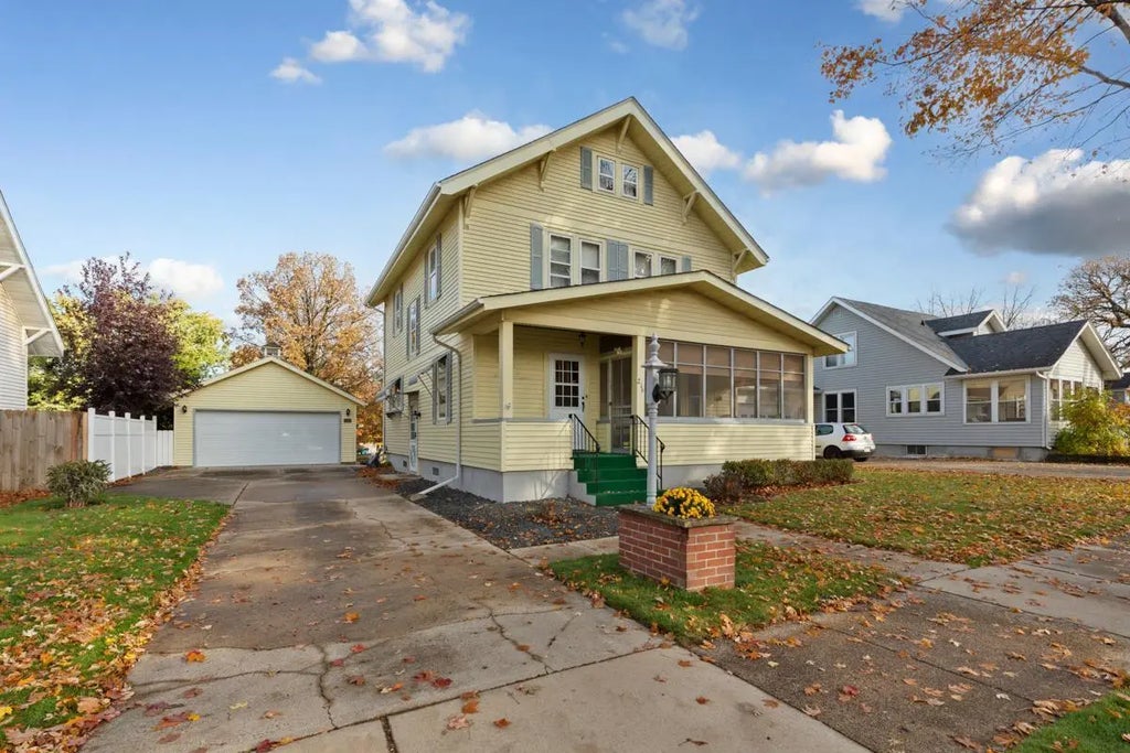 216 Prospect Street, Owatonna