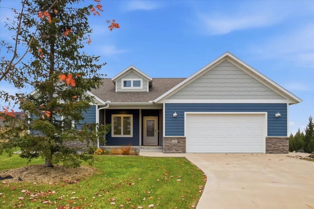 127 Emerald Lake Drive, Lake City