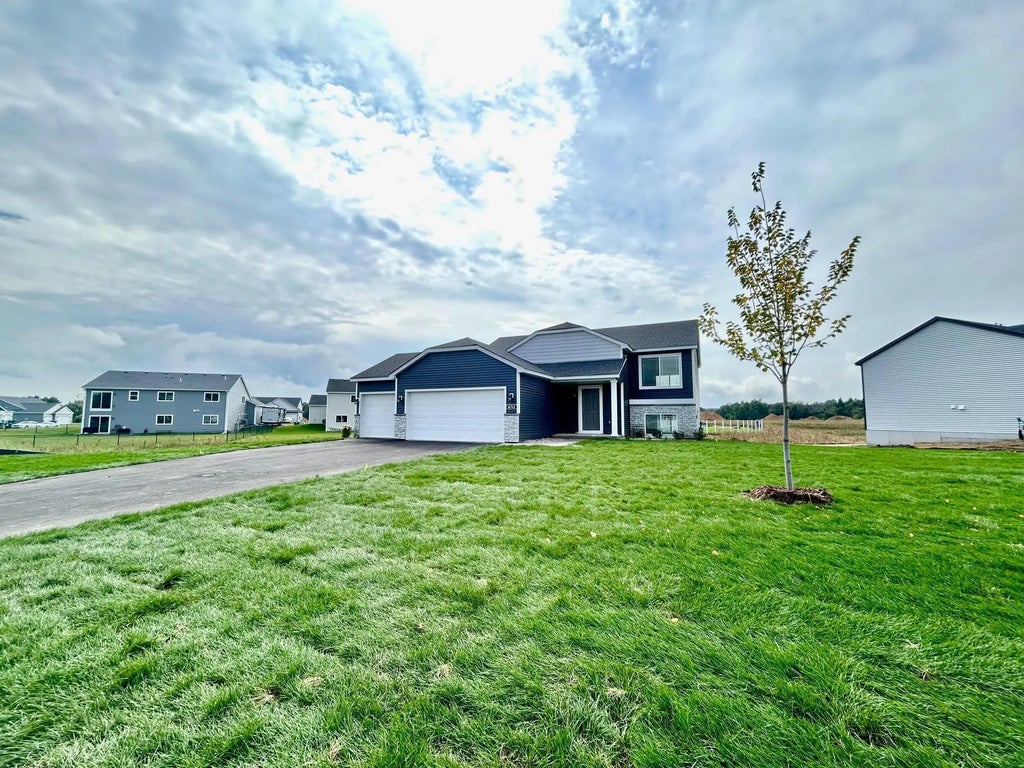 6711 Granby Street, North Branch