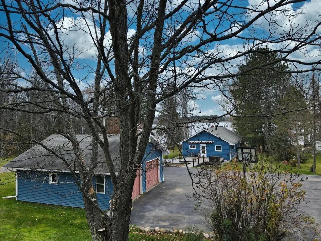 14472 County Road 12, Pengilly