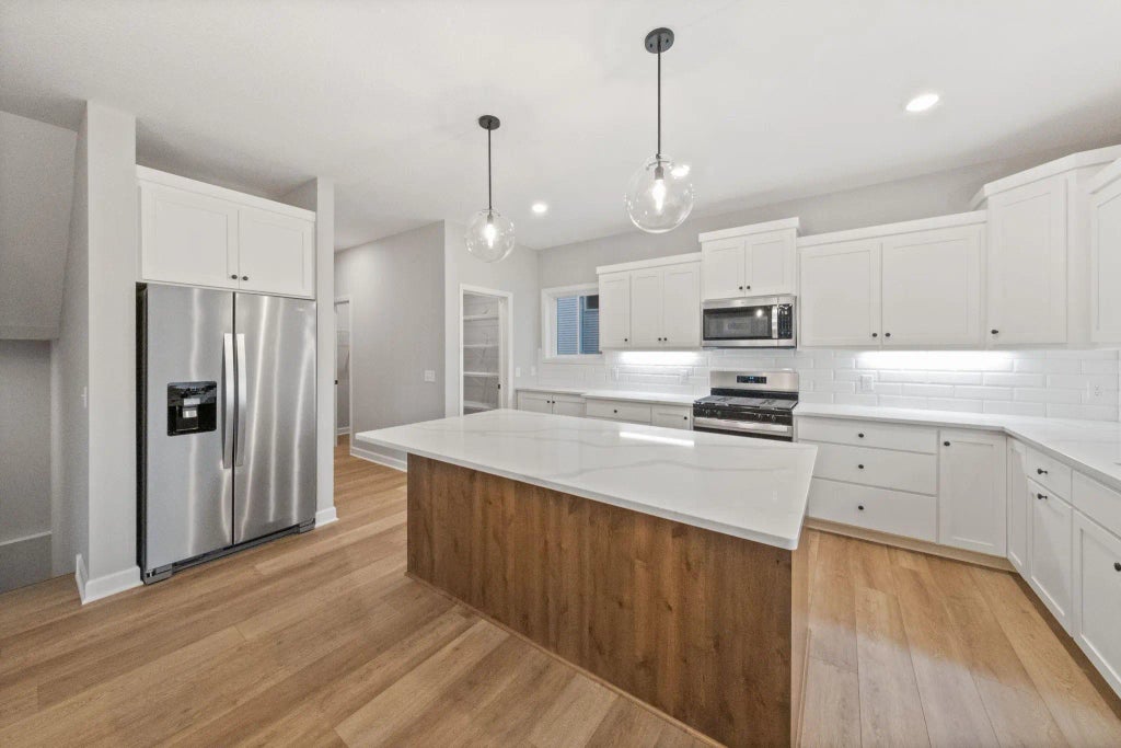 7080 183rd Street W, Lakeville