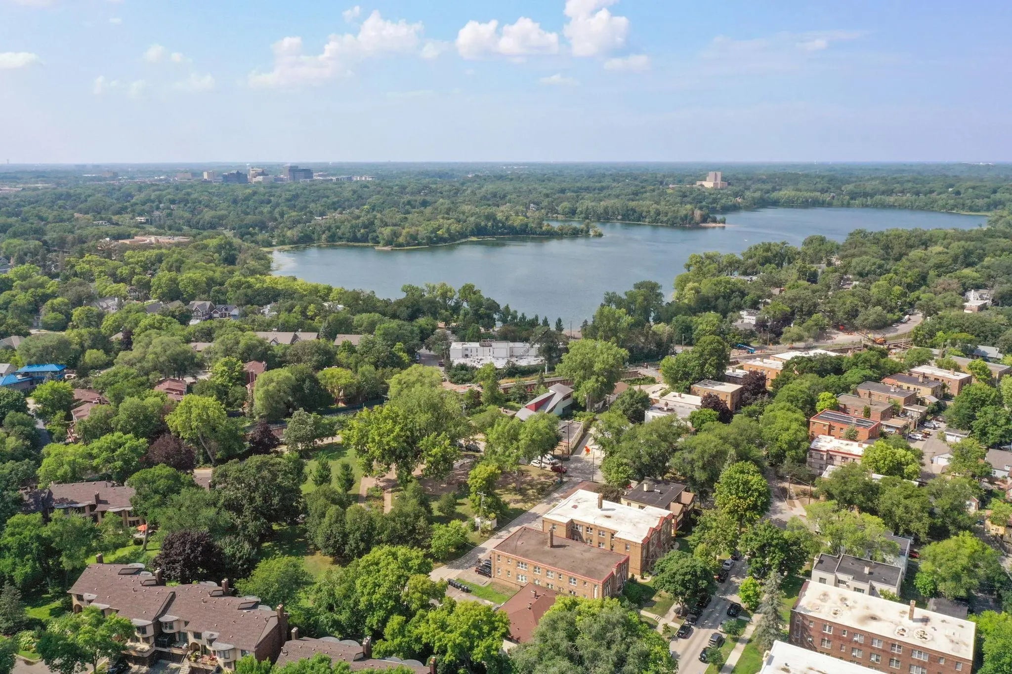 Photo of Listing #6811482